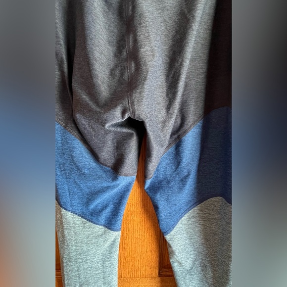 Outdoor Voices Blue Leggings Medium Pocket In Waistband Full Length - Picture 4 of 6